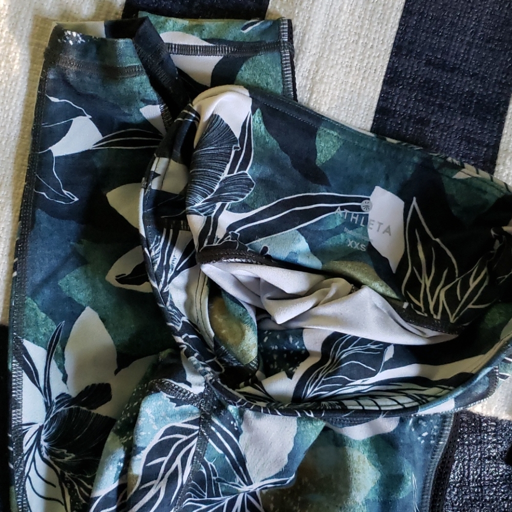 ATHLETA leggings